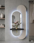 Dekorium 40x90 cm Pleksi Aynalı LED Duvar Dekoru - Raflı, Kumandalı - Model D002